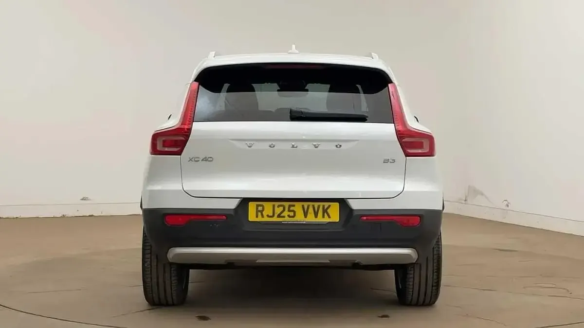 Used Volvo XC40 Core 2025 White SUV