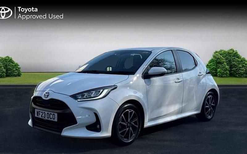 Used Toyota Yaris Hybrid Design 116 HP (85 kW) 2026 Hatchback