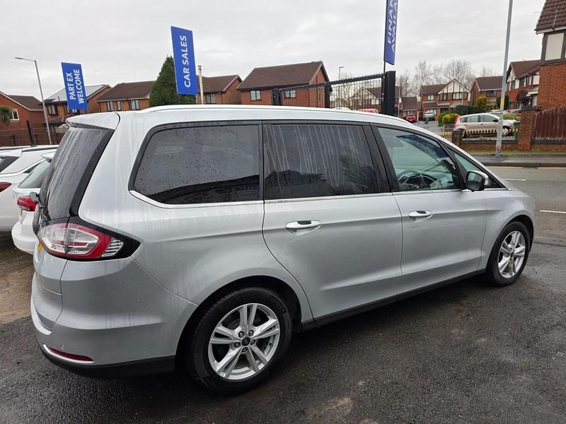 Used Ford Galaxy Titanium 180 HP (132 kW) 2017 Silver MPV
