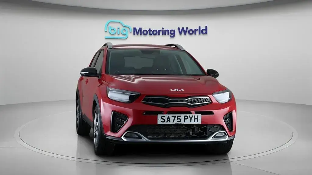 Used Kia Stonic GT-Line 99 HP (72 kW) 2025 Red SUV