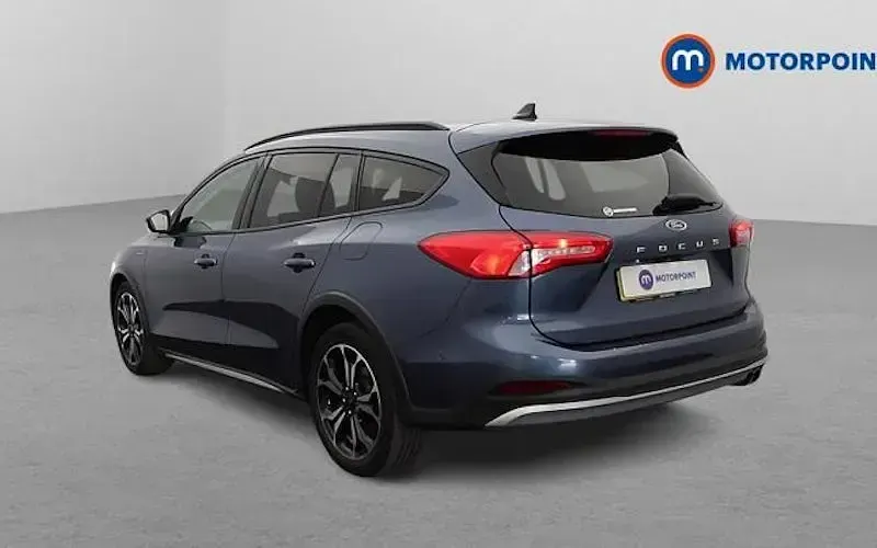 Used Ford Focus Active X 150 HP (110 kW) 2020 Blue Estate
