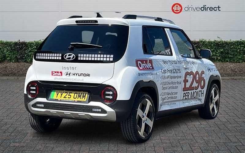 Used Hyundai Inster 85 kW (116 HP) 2025 Special solid  atlas white Hatchback