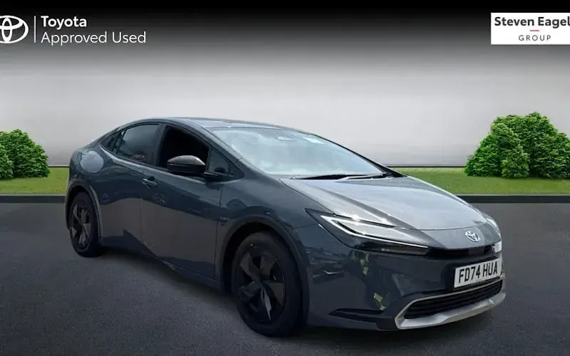 Used Toyota Prius Design 223 HP (164 kW) 2026 Hatchback