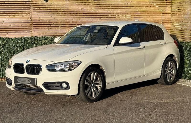Used BMW 118 Sport Line 2015 White Hatchback