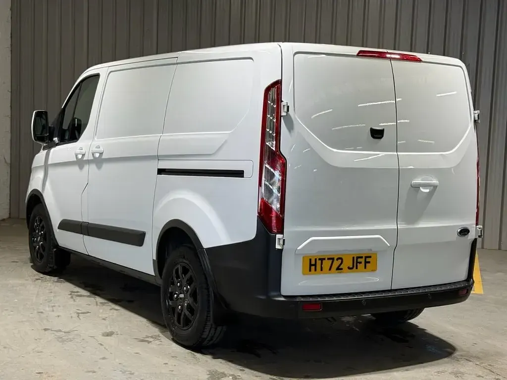 Used Ford Transit Custom 130 HP (95 kW) 2023 White Van