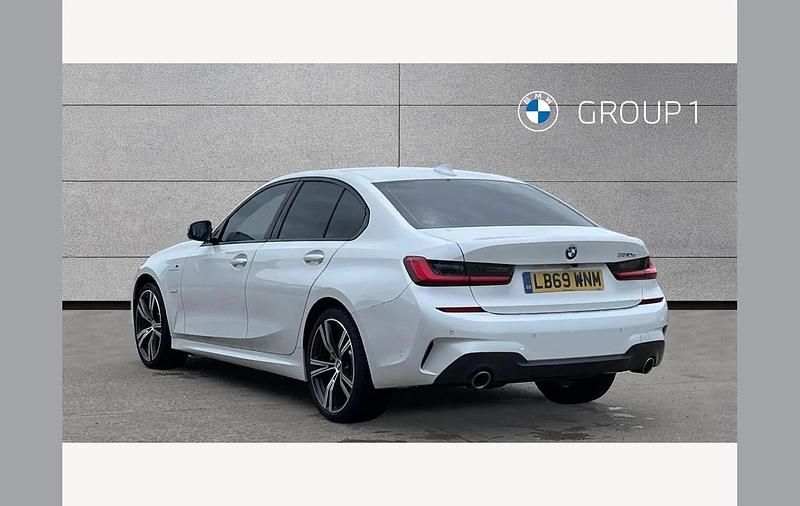 Used BMW 330e M Sport 292 HP (214 kW) 2019 White Sedan
