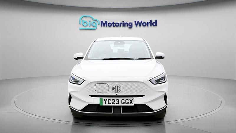 Used MG ZS SE 114 kW (156 HP) 2023 White SUV