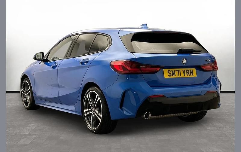 Used BMW 118 M Sport 134 HP (98 kW) 2022 Blue Hatchback