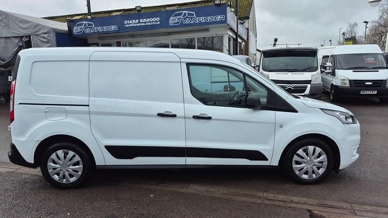Used Ford Transit Connect Trend 100 HP (73 kW) 2019 White MPV