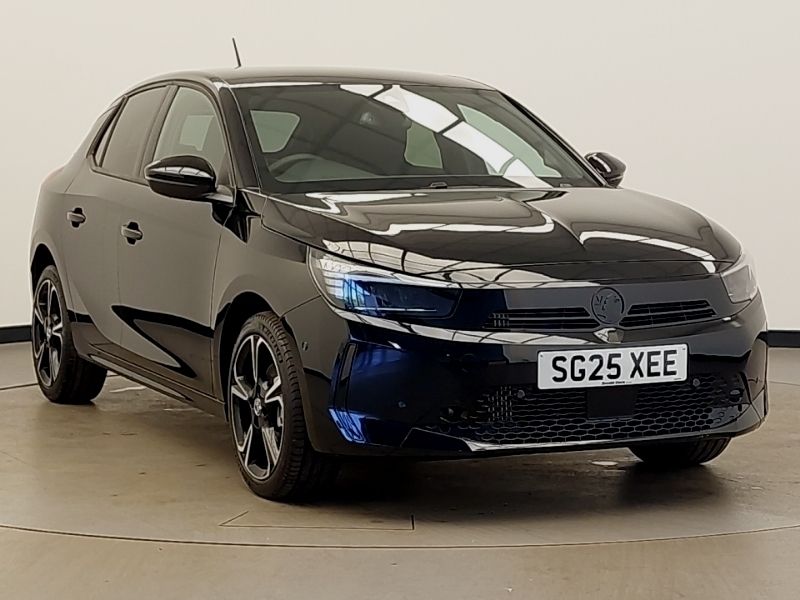 Two coat metallic carbon black New 2025 Vauxhall Corsa Hatchback | £17,998 (Fair price) - Image 1/4