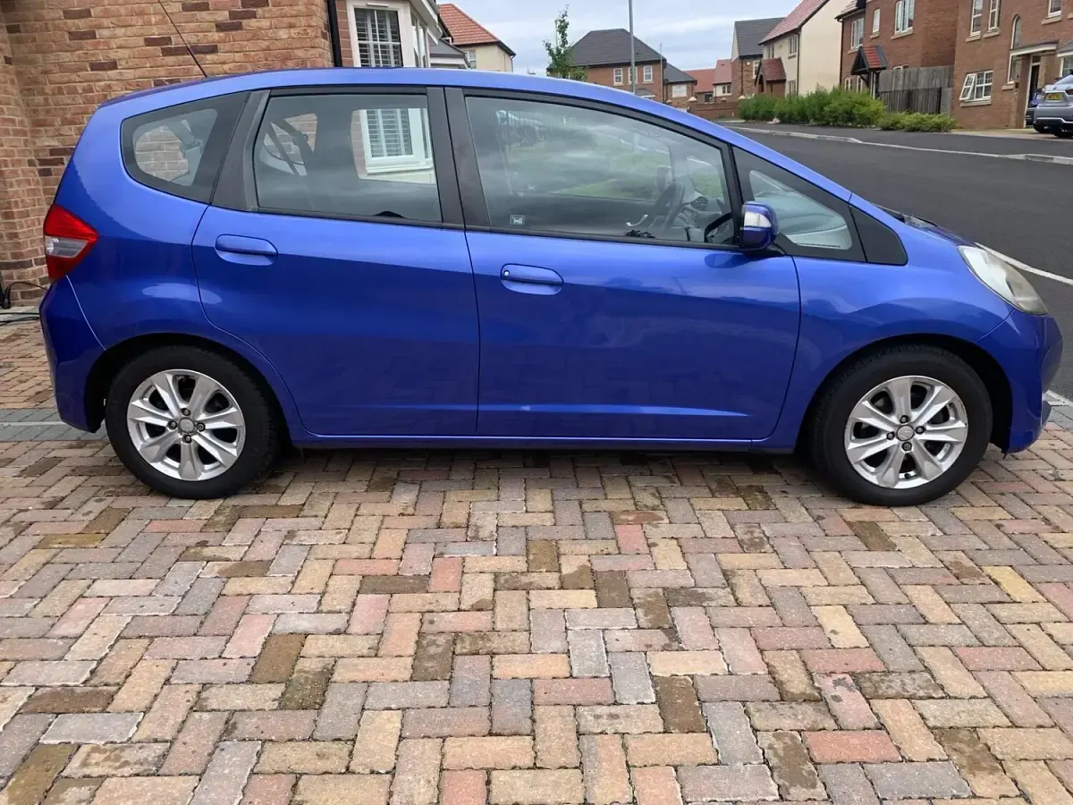 Used Honda Jazz ES 99 HP (72 kW) 2012 Blue Hatchback