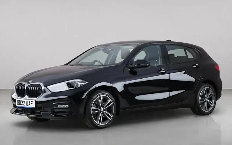 Used BMW 118 Sport Line 136 HP (100 kW) 2024 Hatchback