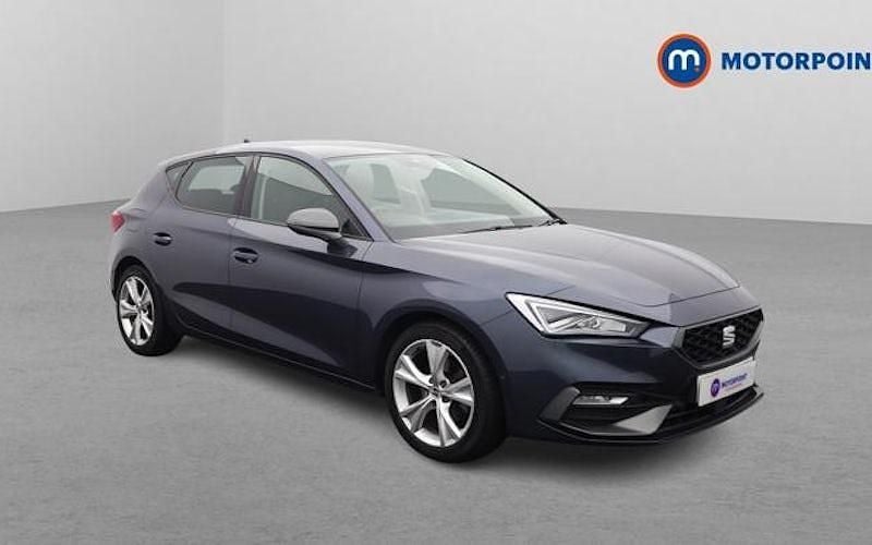 Used 2023 Seat Leon FR Hatchback | £14,299 (Fair price) - Image 1/4