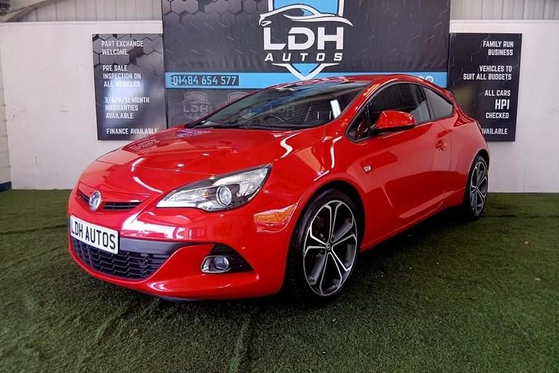 Used Vauxhall Astra GTC Edition 165 HP (121 kW) 2015 Coupe