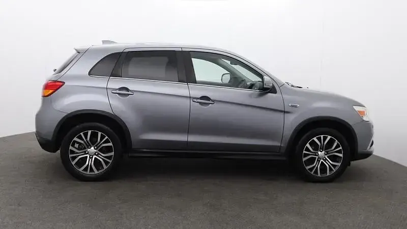 Used Mitsubishi ASX 114 HP (83 kW) 2017 Grey SUV