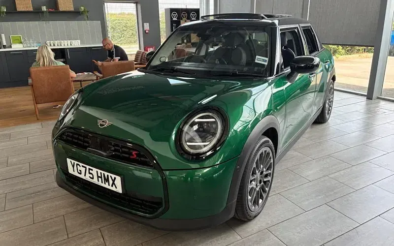 Used Mini Cooper Classic 150 kW (204 HP) 2026 Hatchback