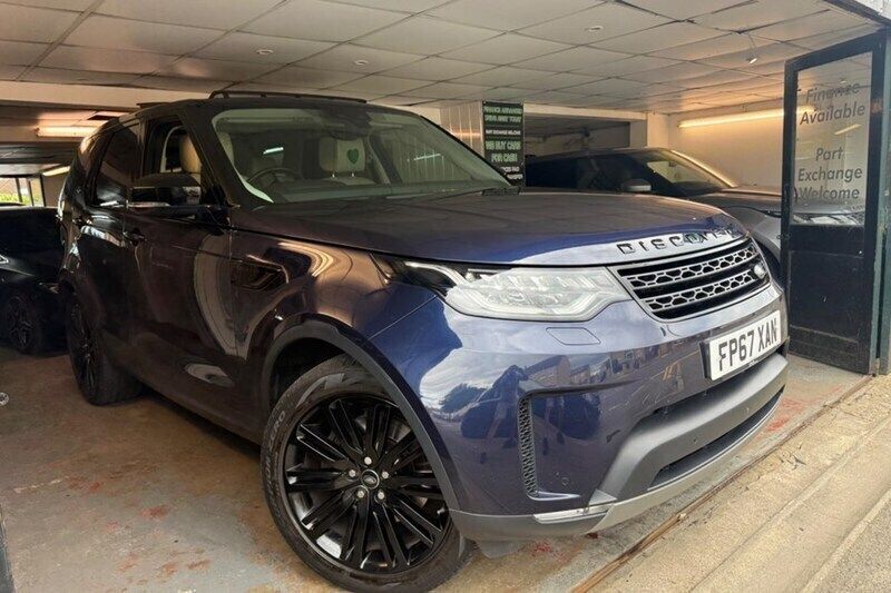 Used 2017 Land Rover Discovery 5 HSE Luxury SUV | £21,990 (A bit pricey) - Image 1/1