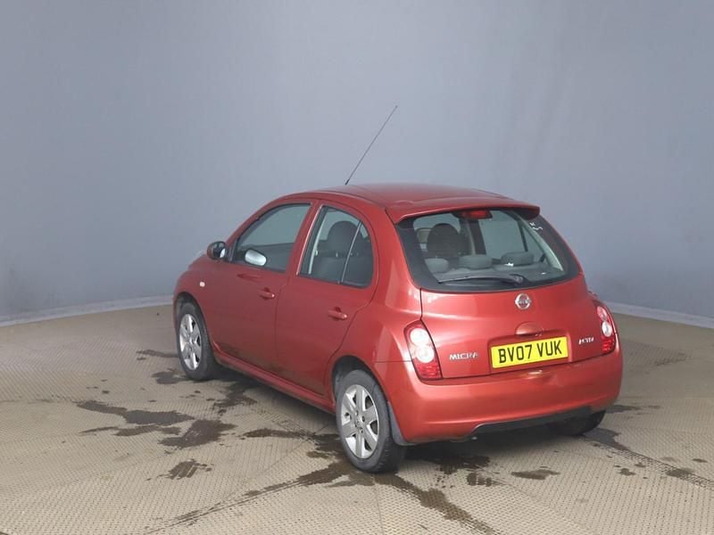 Used Nissan Micra 79 HP (58 kW) 2007 Red Hatchback