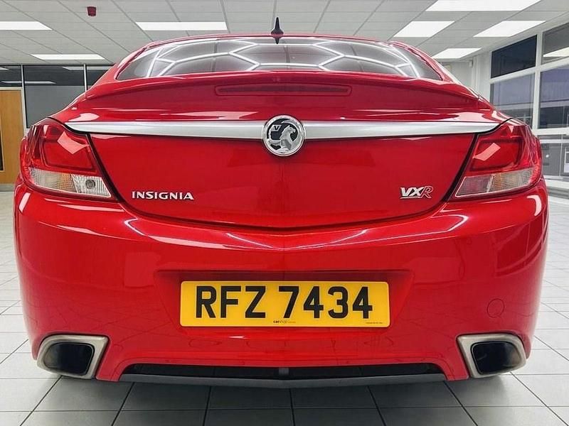 Used Vauxhall Insignia 2014 Red Sedan