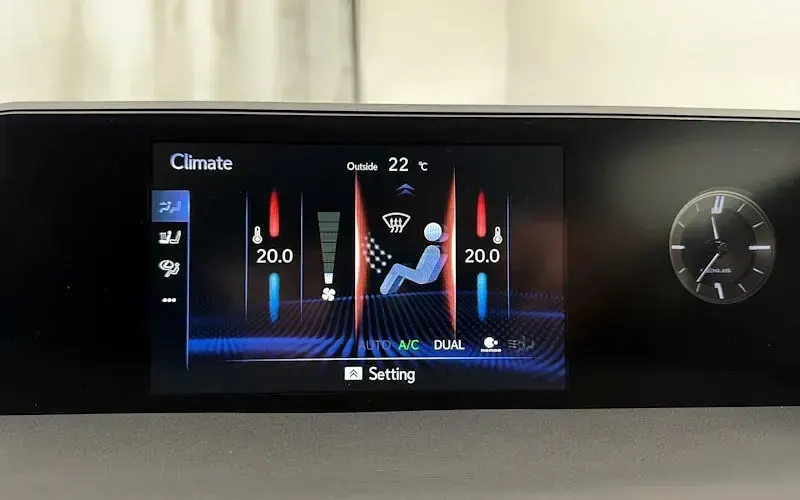 Used Lexus UX 184 HP (135 kW) 2024 SUV