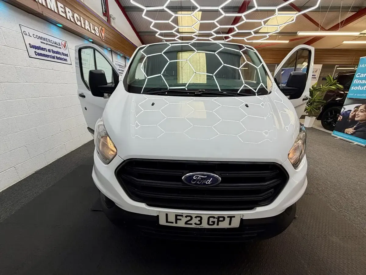 Used Ford Transit Custom S 130 HP (95 kW) 2023 White Van