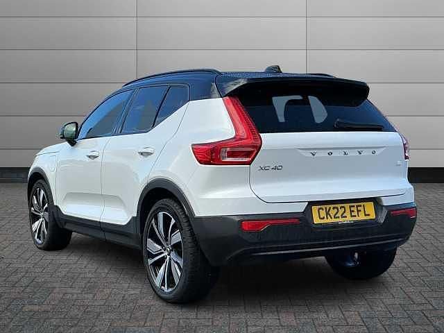 Used Volvo XC40 R-Design Pro 257 HP (189 kW) 2022 White SUV