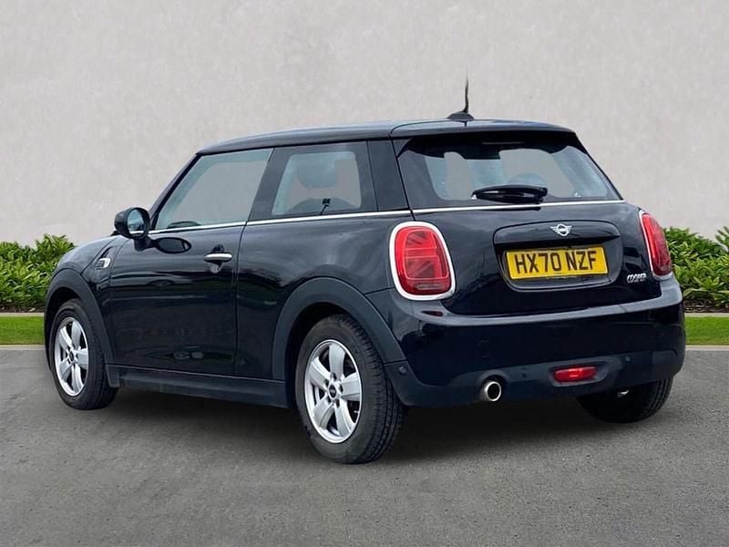 Used Mini Cooper Classic 136 HP (100 kW) 2020 Black Hatchback