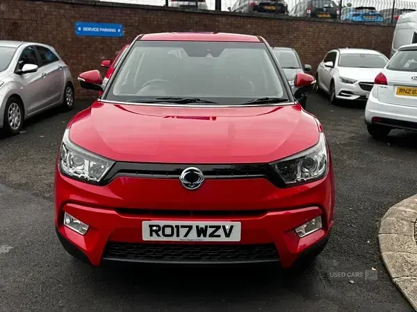 Used SsangYong Tivoli 115 HP (84 kW) 2017 Red SUV