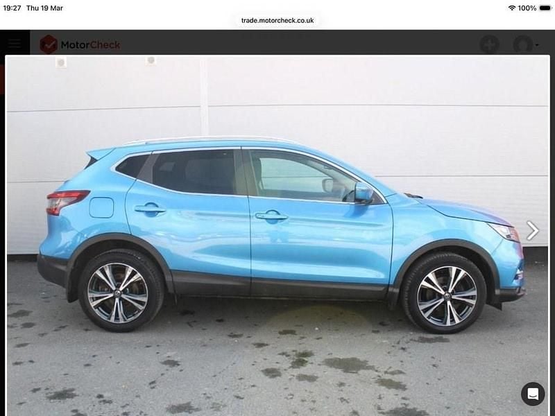 Used Nissan Qashqai N-Connecta 115 HP (84 kW) 2018 Blue SUV