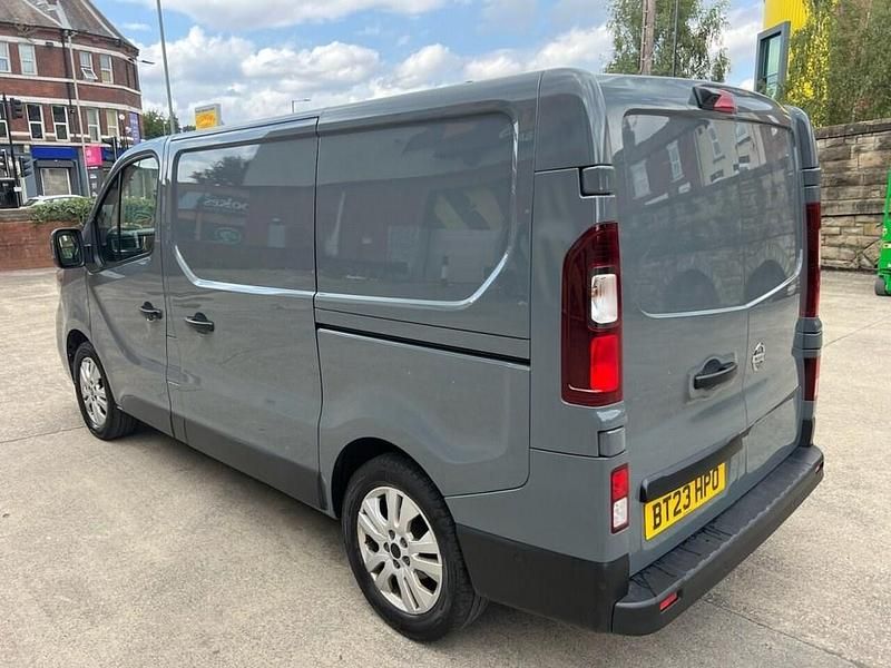 Used Nissan Primastar Tekna 110 HP (80 kW) 2023 Grey MPV