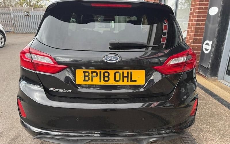 Second-hand Ford Fiesta ST-Line 101 CP (74 kW) 2018 Negru Hatchback