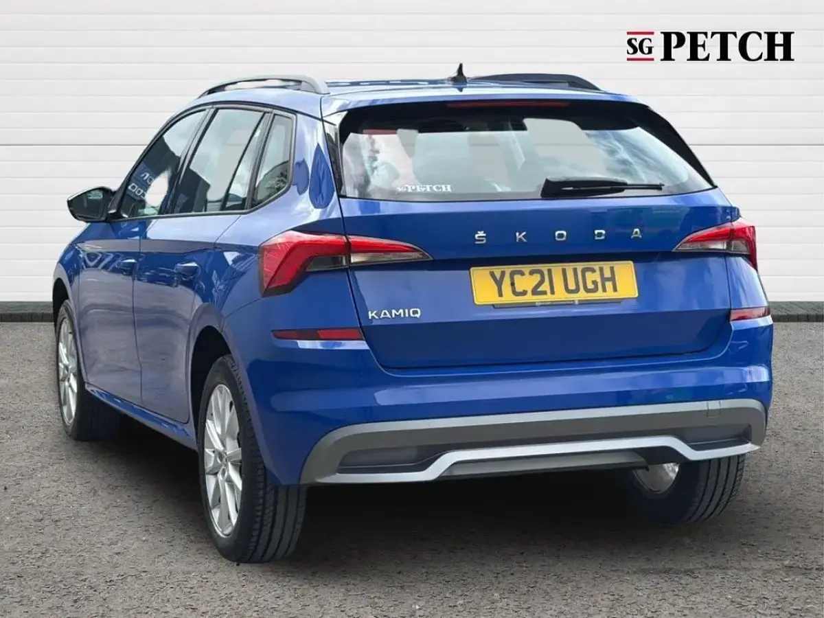 Used Skoda Kamiq SE 94 HP (69 kW) 2021 Blue SUV