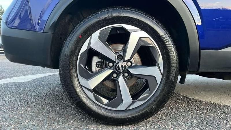 Used Nissan Qashqai N-Connecta 140 HP (102 kW) 2023 Blue SUV