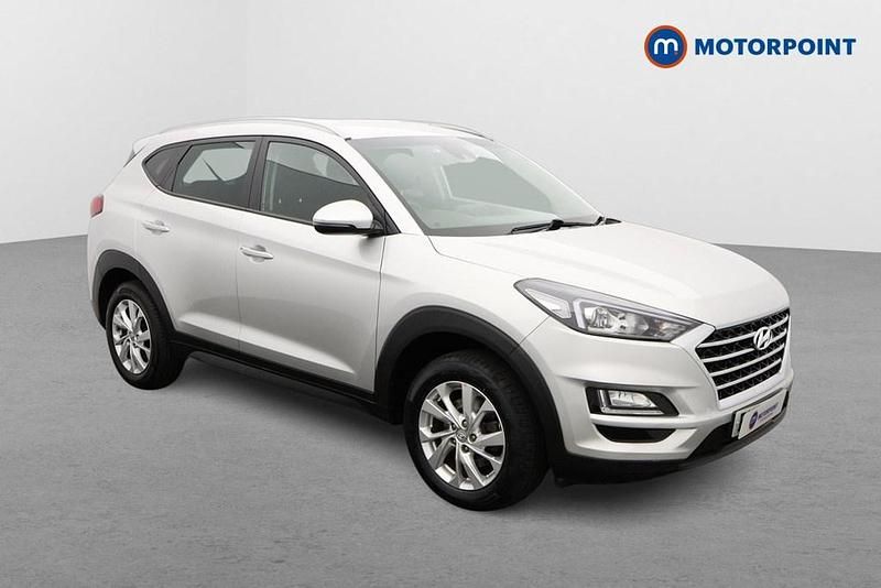 Silver Used 2019 Hyundai Tucson SE SUV | £13,349 (Good price) - Image 1/4