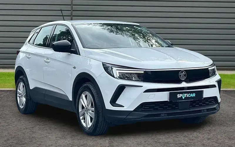 Used Vauxhall Grandland X Design Edition 131 HP (96 kW) 2022 SUV