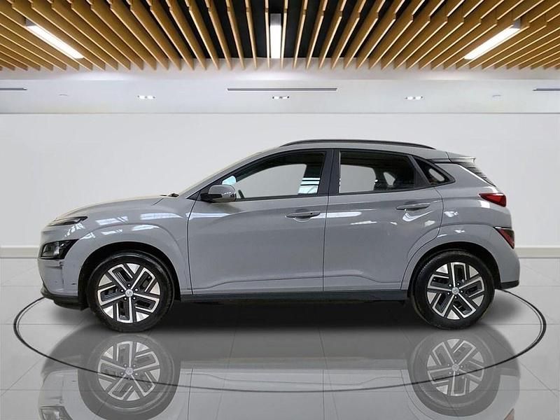 Used Hyundai Kona SE 100 kW (136 HP) 2022 Grey SUV