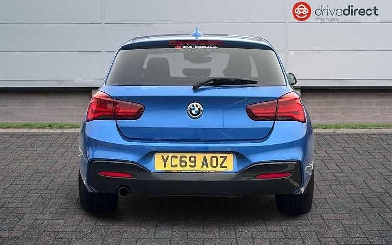 Used BMW 118 Efficient Dynamics 136 HP (100 kW) 2019 Blue Hatchback