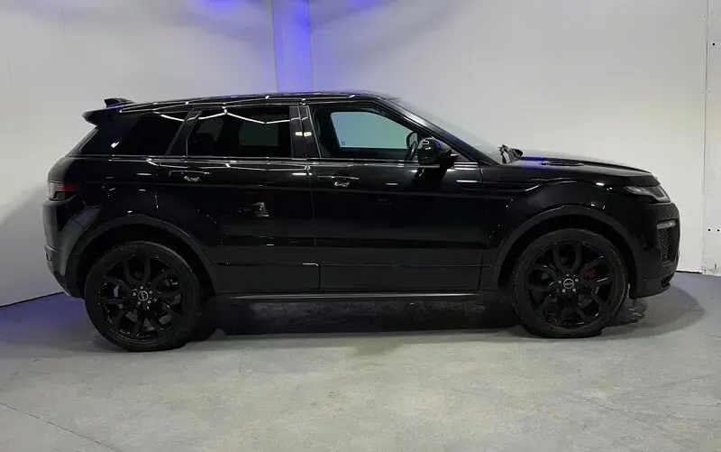 Used Land Rover Range Rover evoque HSE Dynamic 240 HP (176 kW) 2018 Black Estate
