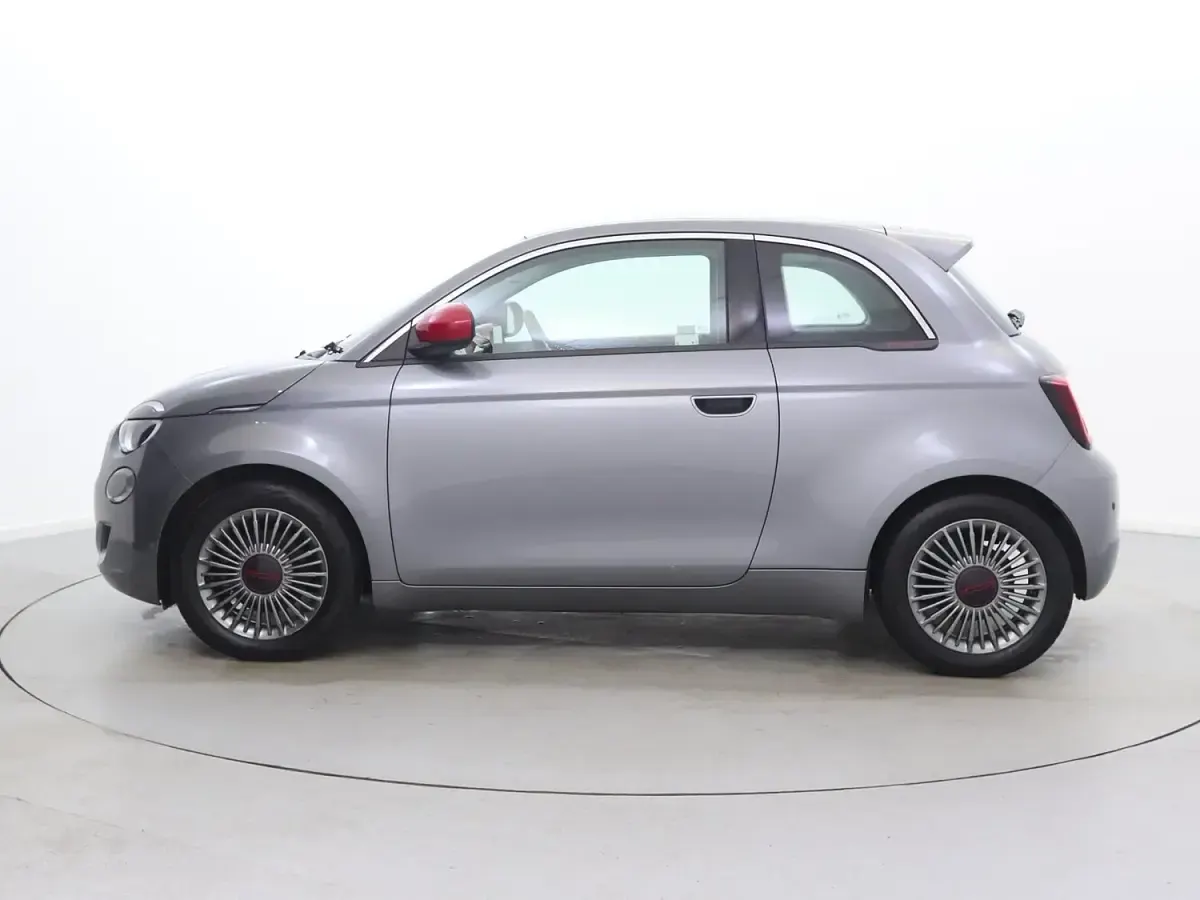 Used Fiat 500e Red 86 kW (118 HP) 2022 Grey Hatchback
