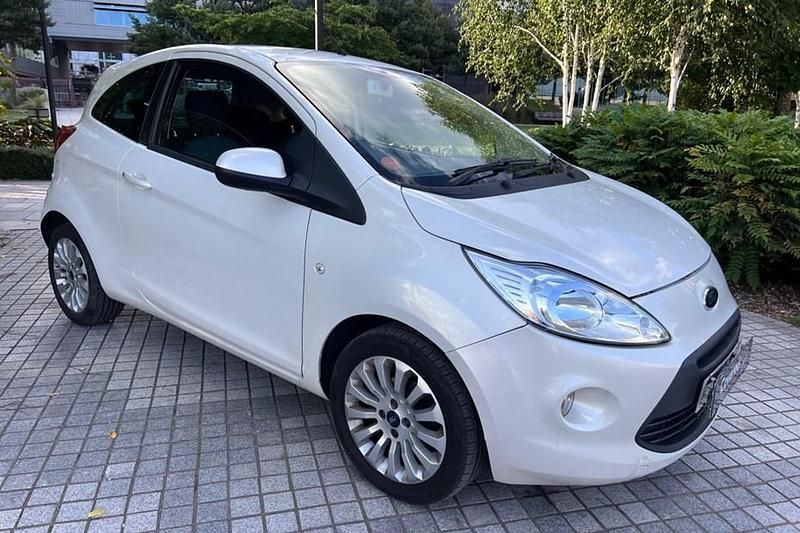 White Used 2013 Ford Ka Zetec Hatchback | £1,700 (Super price) - Image 1/1