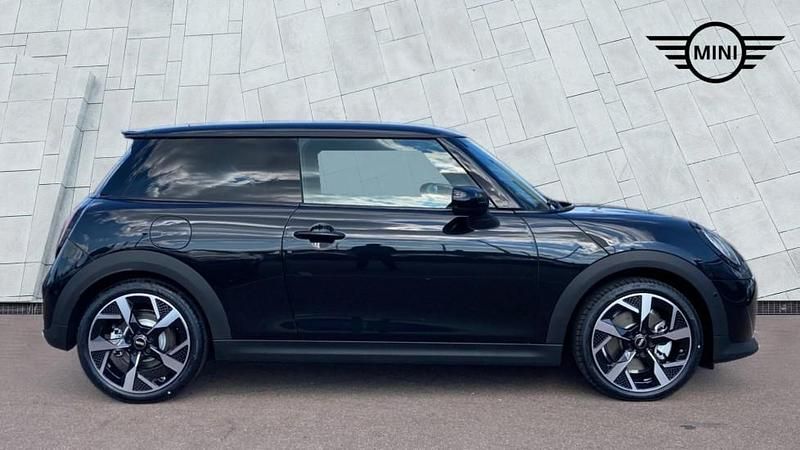 Used Mini Cooper S Hatch 201 HP (147 kW) 2024 Black Hatchback