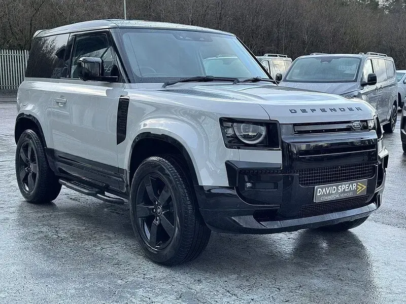 New Land Rover Defender S 250 HP (183 kW) 2026 Borasco grey SUV