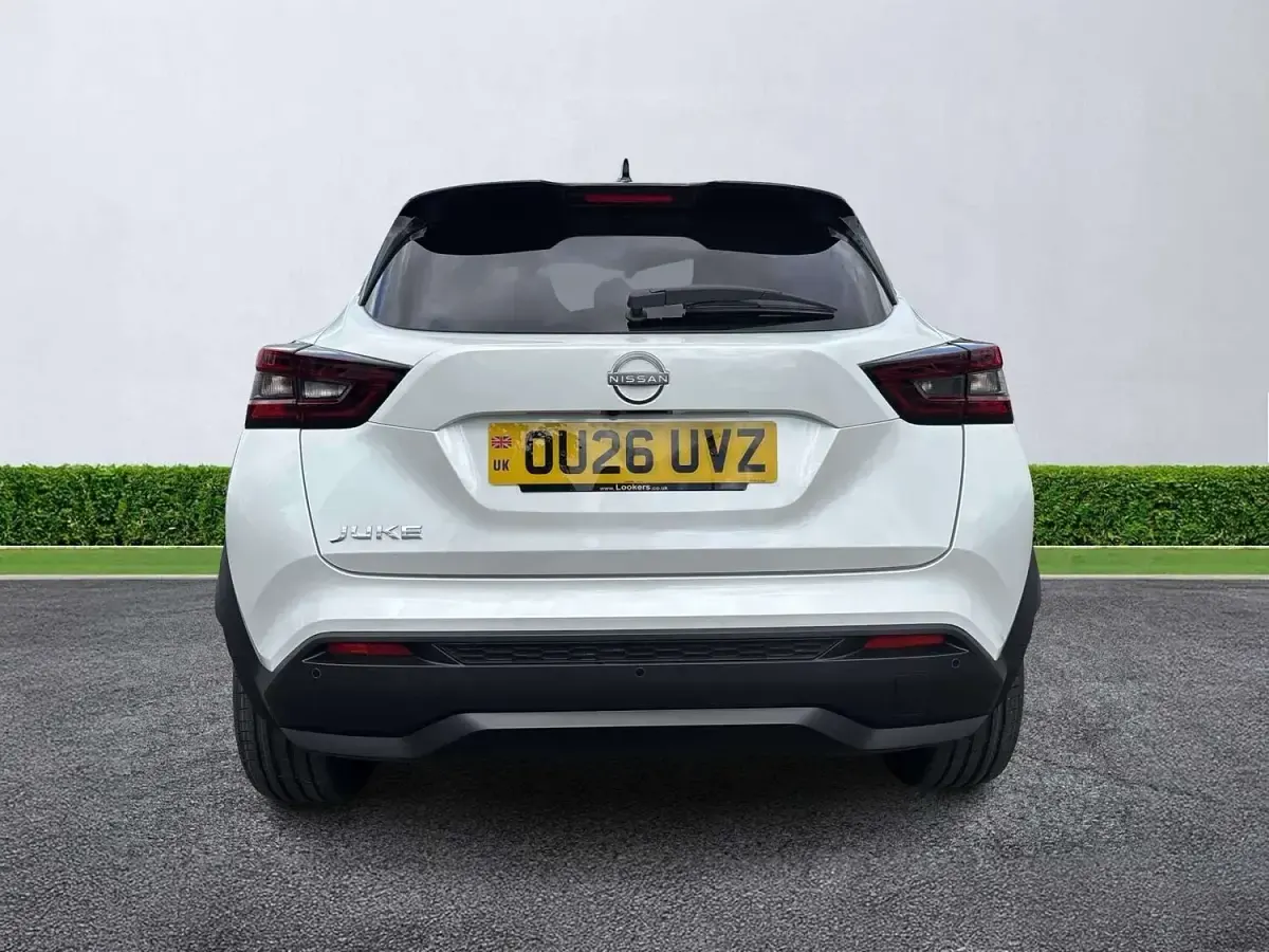 New Nissan Juke N-Connecta 114 HP (83 kW) 2026 White SUV