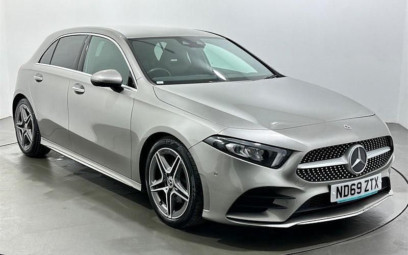 Second-hand Mercedes A200 AMG Line Premium 150 CP (110 kW) 2022 Hatchback