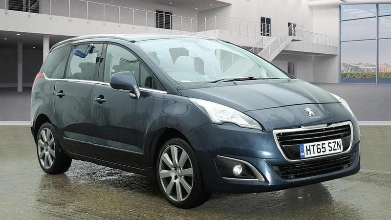 Used Peugeot 5008 Allure 120 HP (88 kW) 2016 Blue MPV