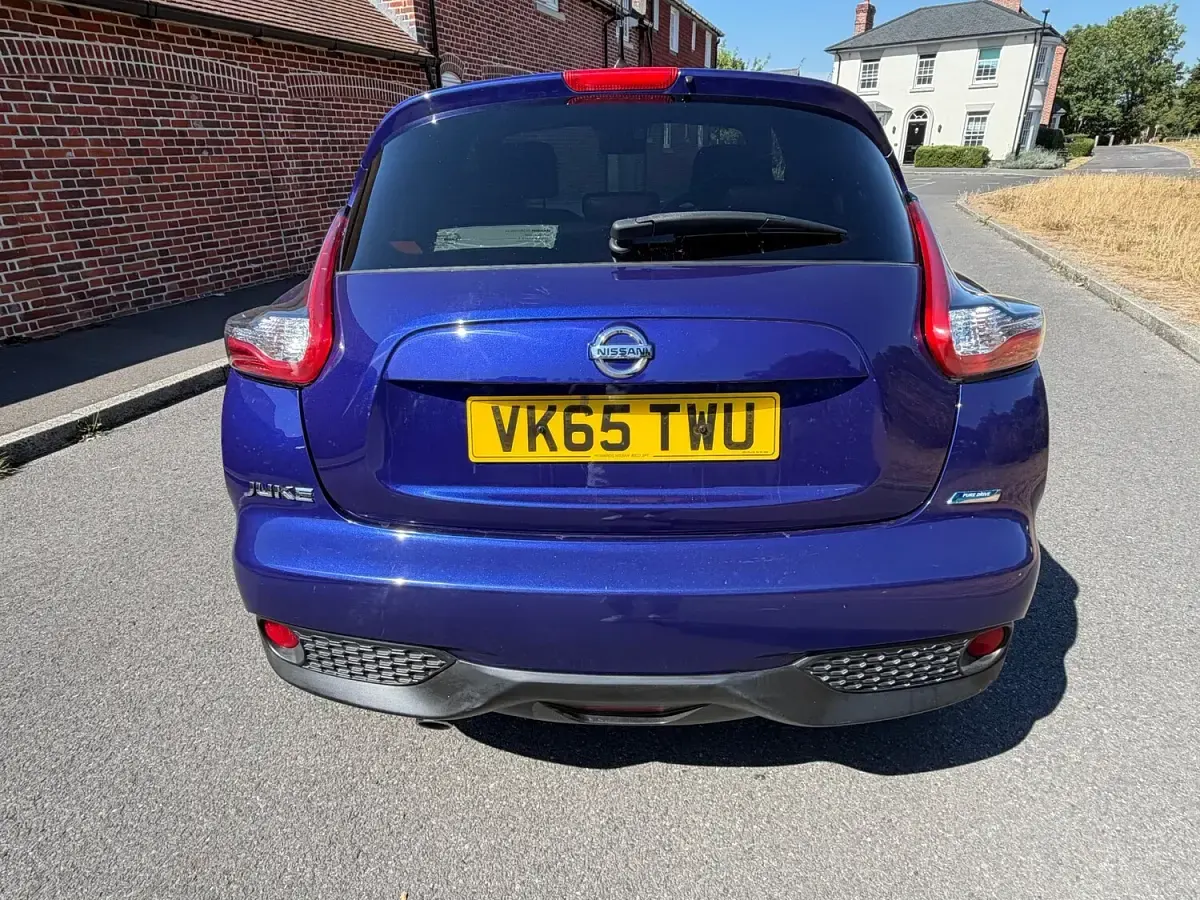 Used Nissan Juke Tekna 110 HP (80 kW) 2015 Blue SUV