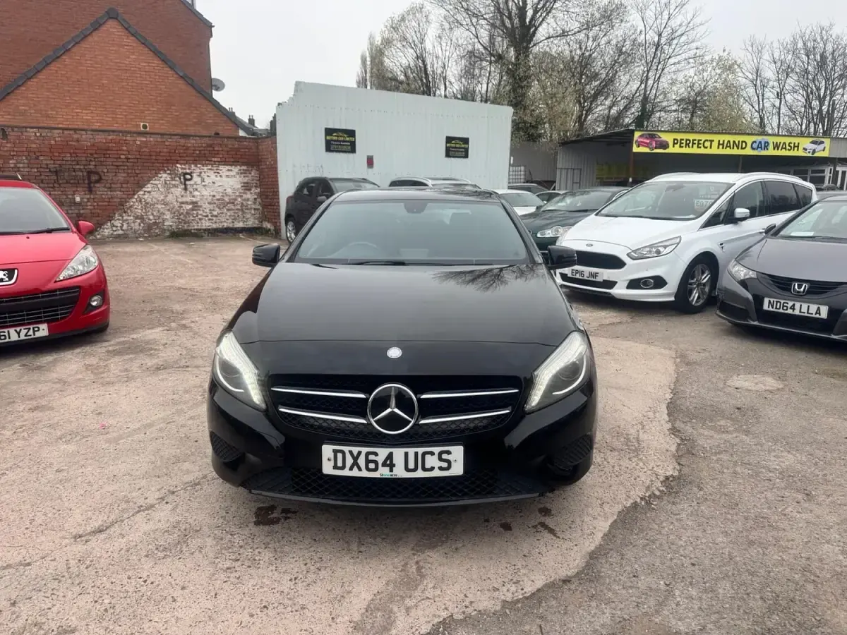 Used Mercedes A180 2014 Black Hatchback