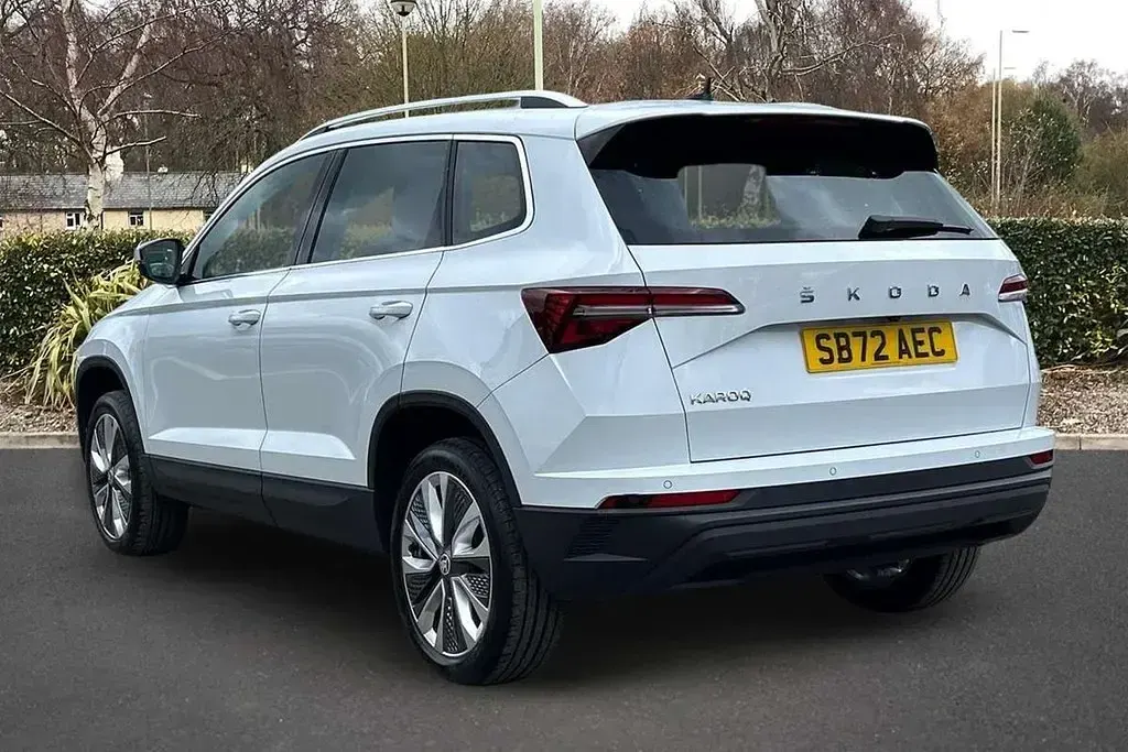 Used Skoda Karoq SE L 150 HP (110 kW) 2023 Moon white metallic SUV