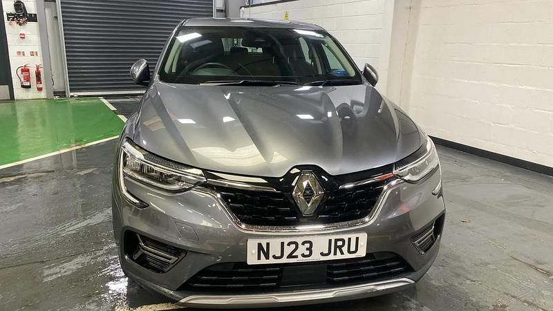 Used Renault Arkana Evolution 142 HP (104 kW) 2023 Grey SUV