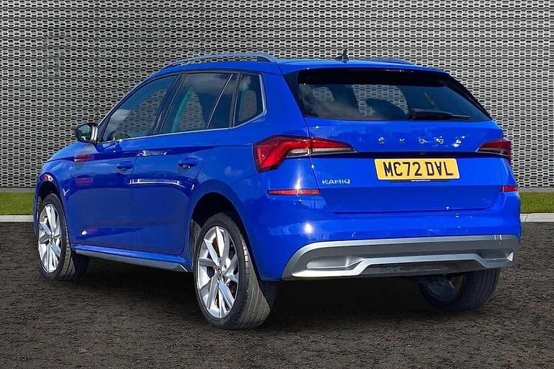 Used Skoda 110 R SE L Executive 81 HP (59 kW) 2023 Energy blue Estate